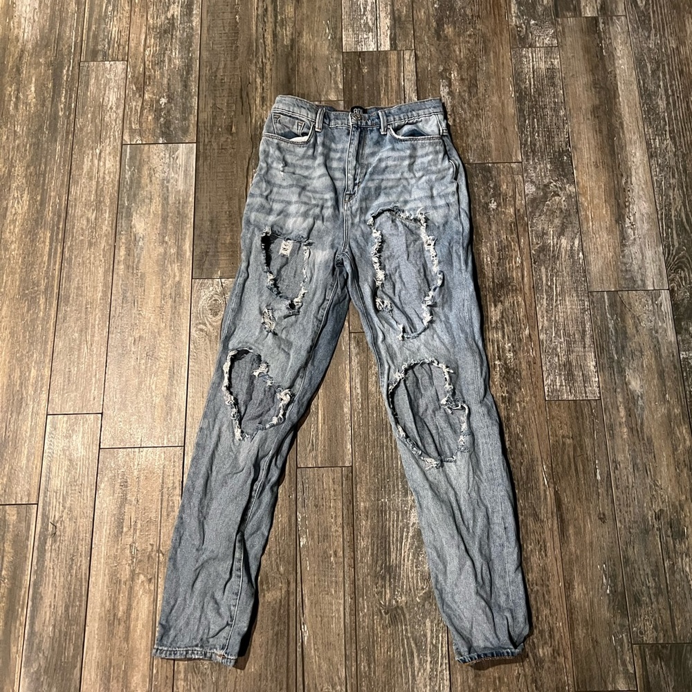 Mom High Rise Ripped Jeans - Picture 2 of 4